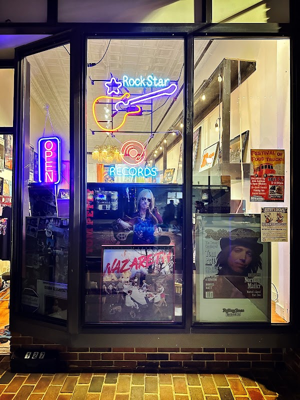 Rock Star Records and CDs - Photo 4