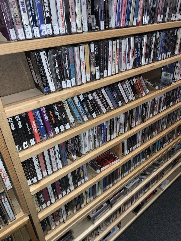 Back Around Records - Photo 3