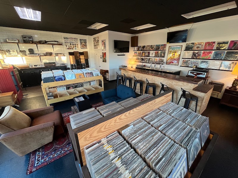 Hunky Dory - Photo 3