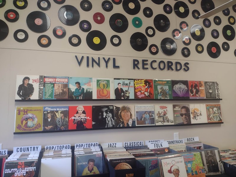 Old Records Off The Shelf - Photo 2