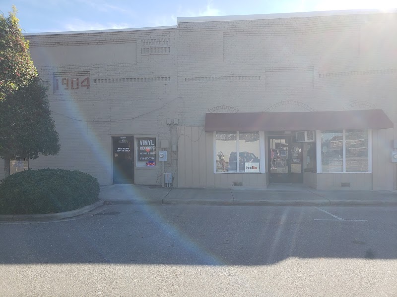 Old Records Off The Shelf - Photo 5