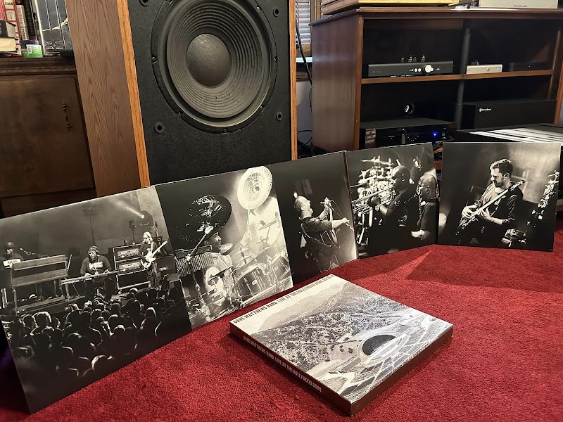 The Vinyl Destination storefront