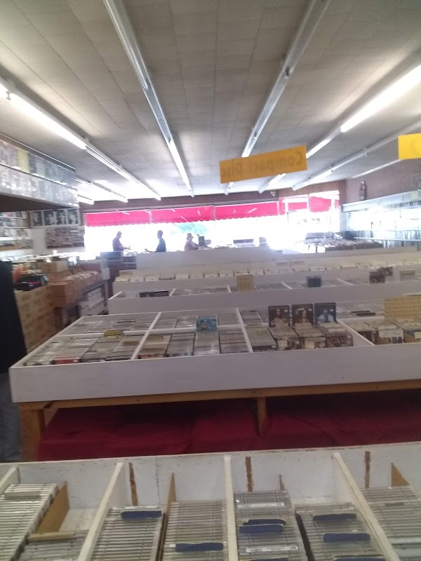 Remember When Records - Photo 3