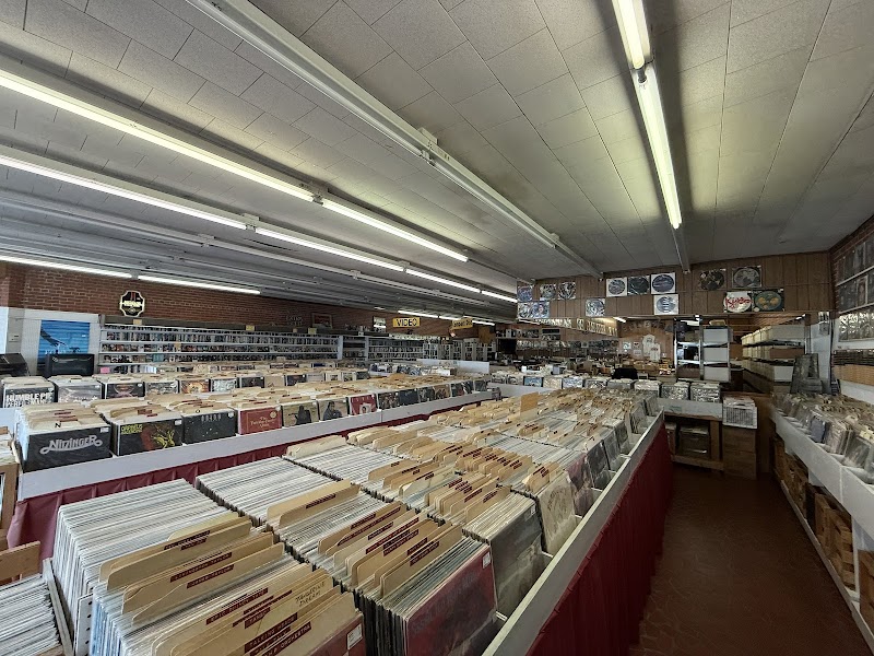 Remember When Records - Photo 4