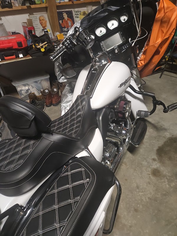 Wild Woody's Records and More - Photo 2