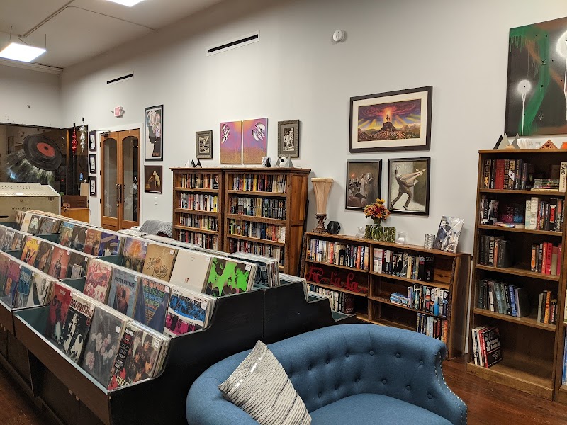 Retro Records - Photo 2