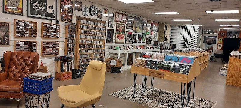 Noble Records - Photo 2