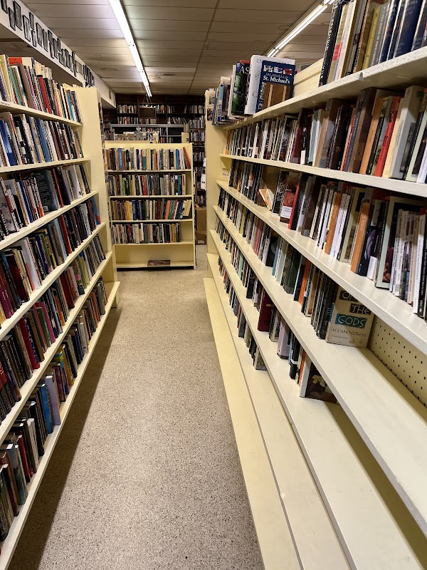 Reader's Corner Inc - Photo 5