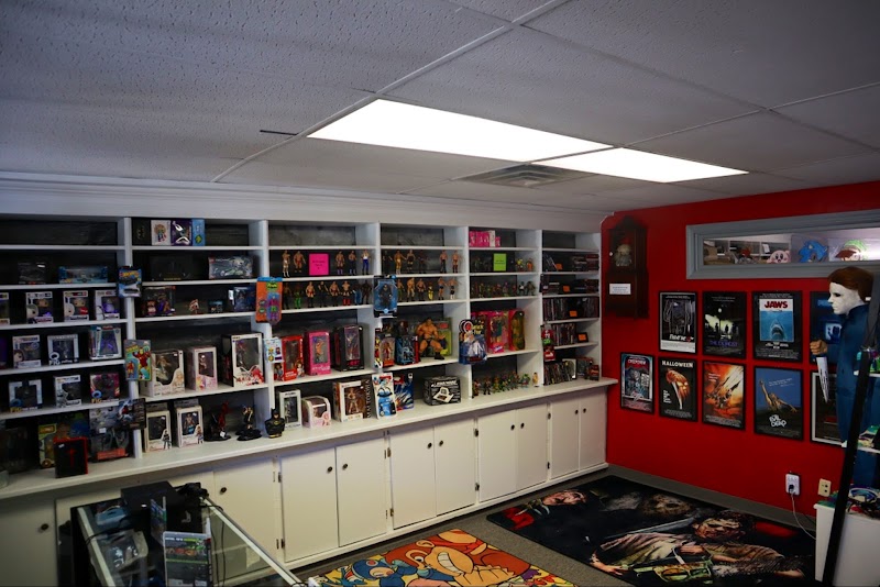 Summit Gaming & Collectibles - Retro Games, Records & Toys - Photo 4