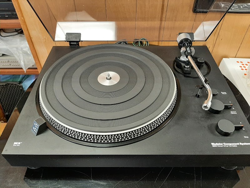 Classic Audio & Vinyl - Photo 5