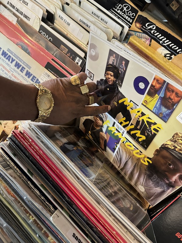 Sugartime Books and Memories - Photo 4