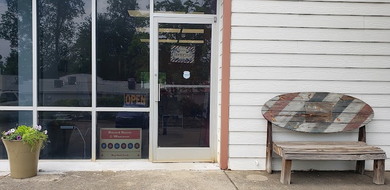 Westover Barber Shop & Record Room - Photo 3