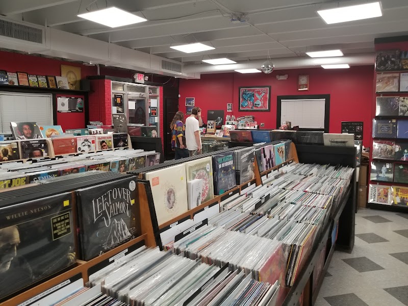 Lunchbox Records - Photo 3