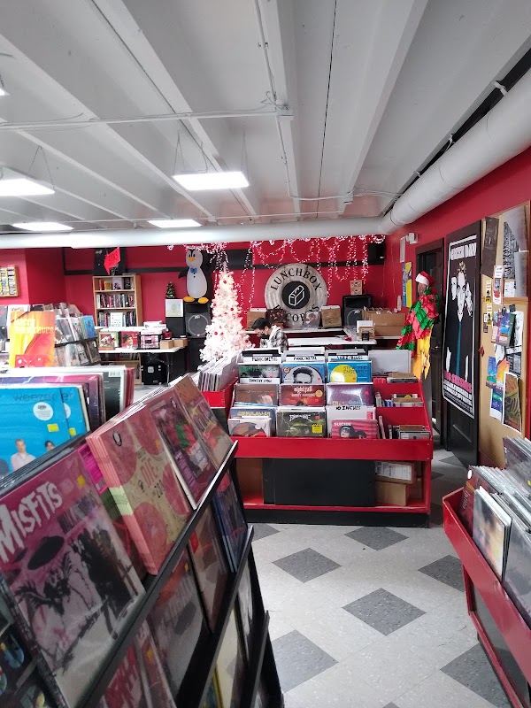 Lunchbox Records - Photo 5