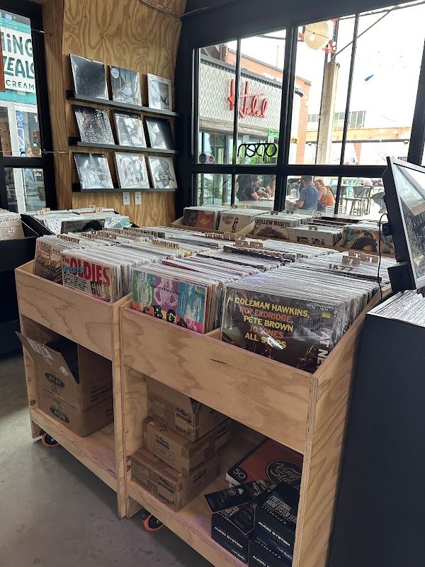 Hardy Boys Records and Comics Camp North End - Photo 3