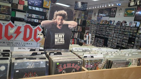 Earth River Records - Photo 5