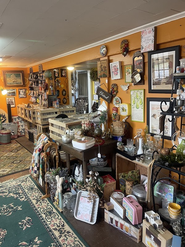 Salty's Jukebox - Photo 2