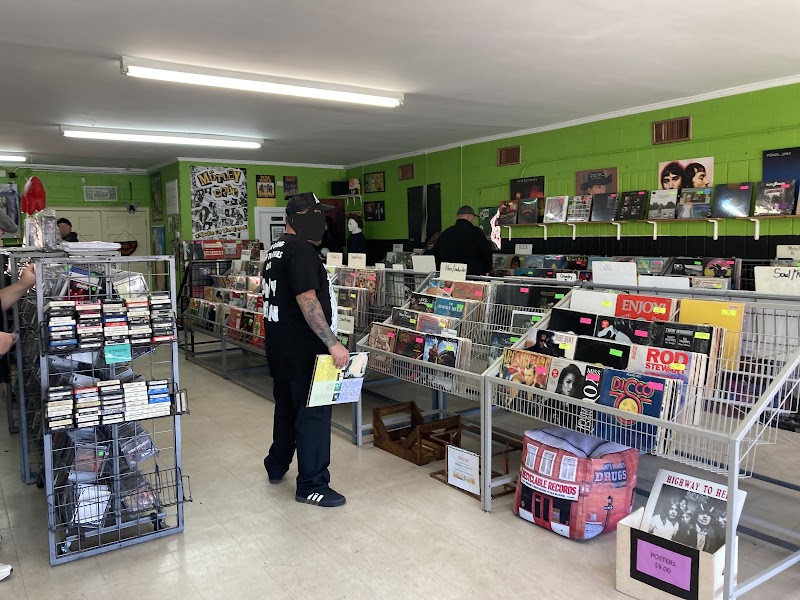 Recyclable Records - Photo 2