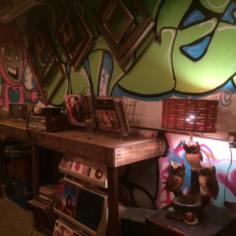 Lost & Found - Photo 3