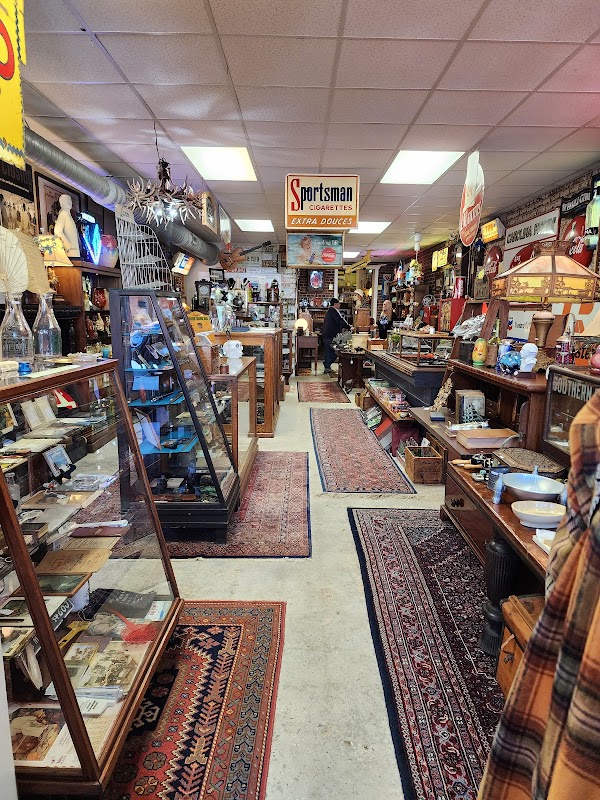 Carolina Pickin' Antiques and Collectibles - Photo 4