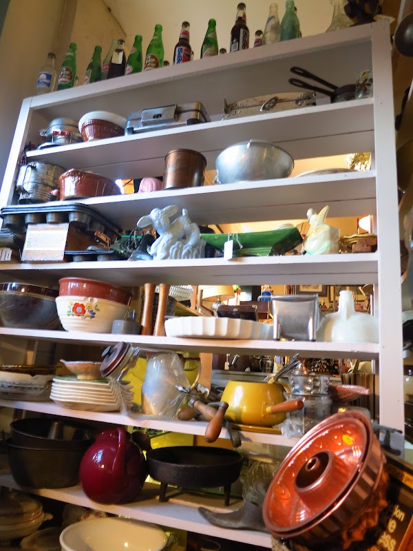 The Eclectible Shop - Photo 5