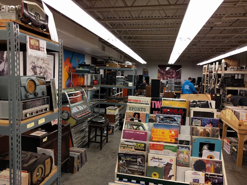 Vintage Audio Exchange - Photo 5