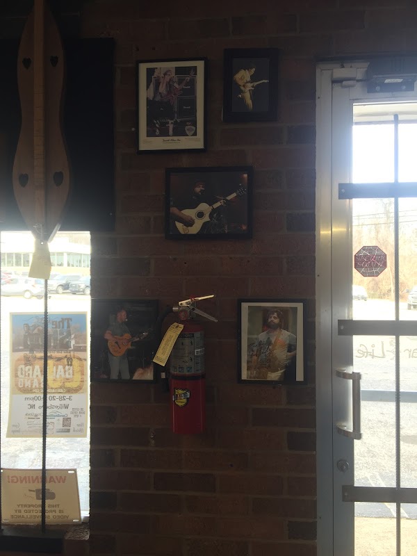 The Vintage Corner storefront