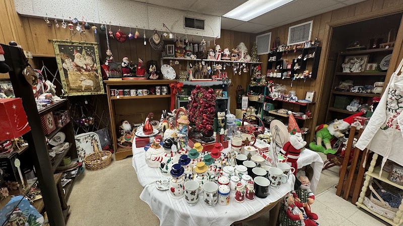 Gibsonville Antiques & Collectibles - Photo 4