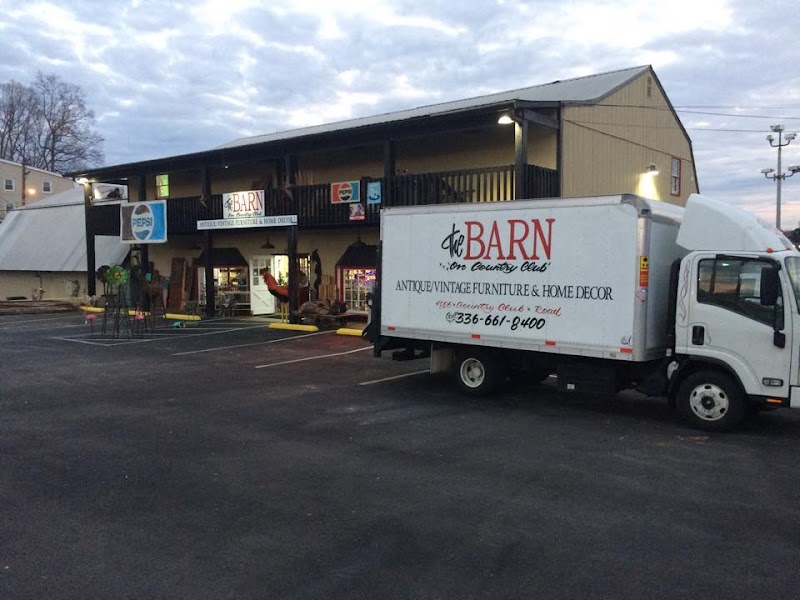 The Barn On Country Club - Photo 2