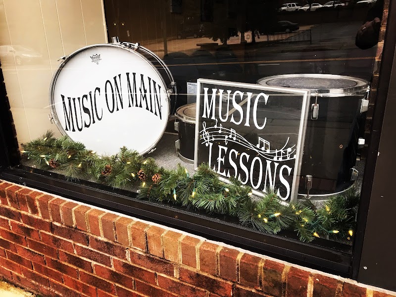 Music On Main - Photo 3