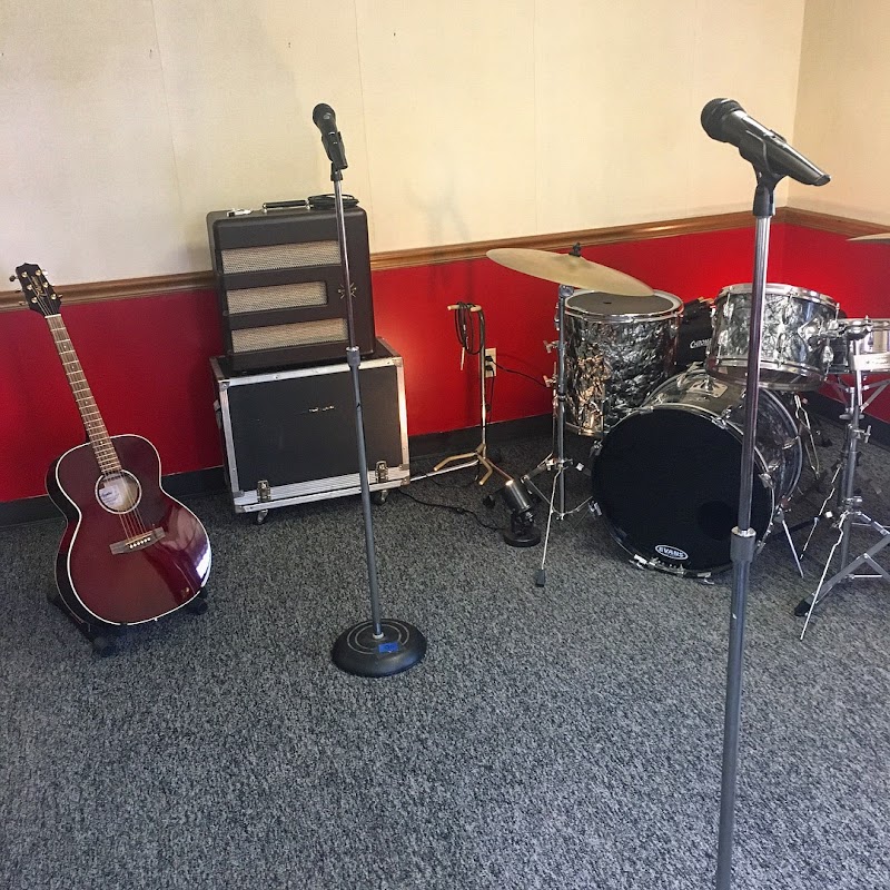 Music On Main - Photo 4