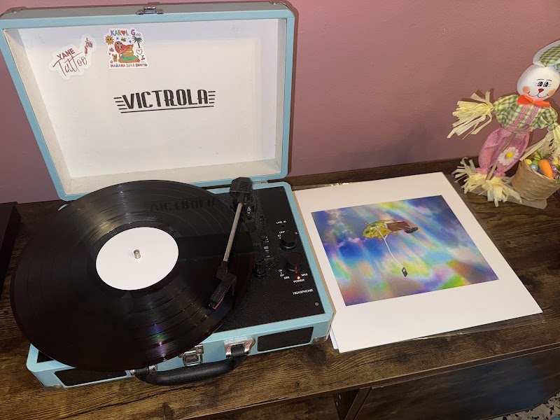 American Vinyl Co - Photo 2