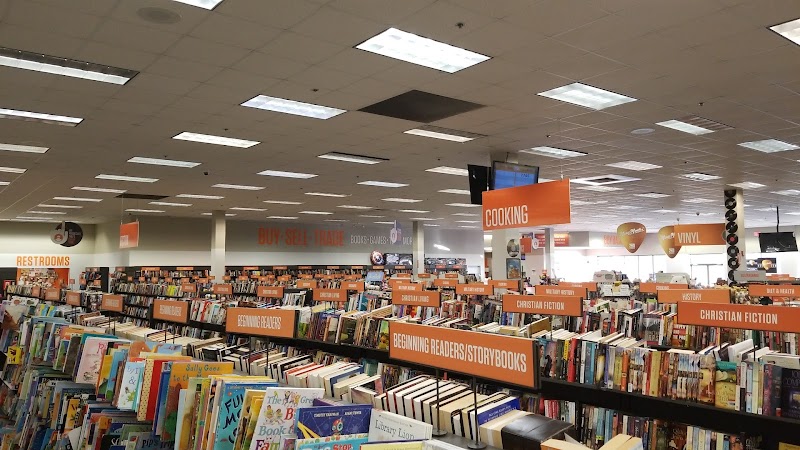 2nd & Charles, record store in Jacksonville, NC — photo 2