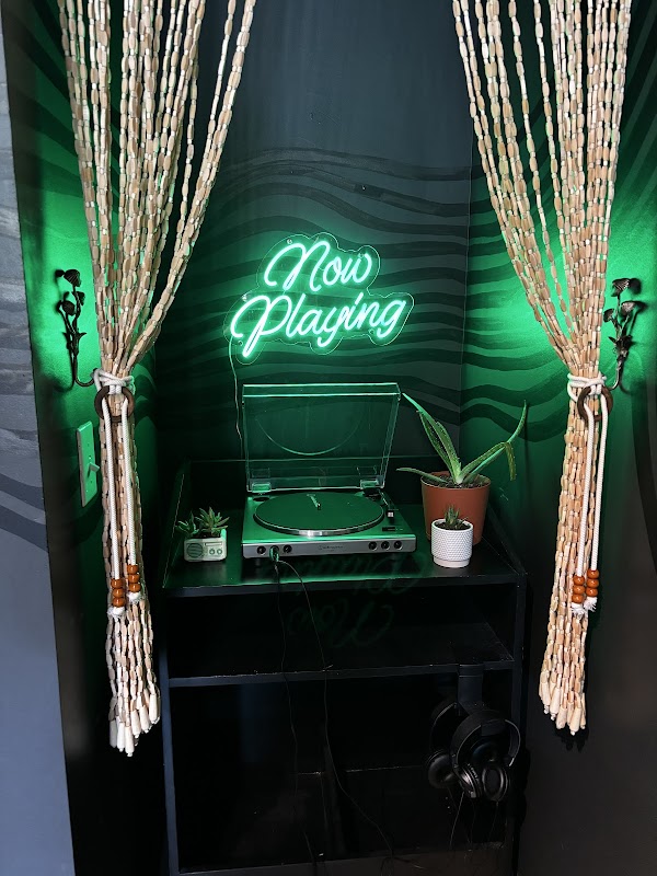 Hardy Boys Records South End - Photo 2