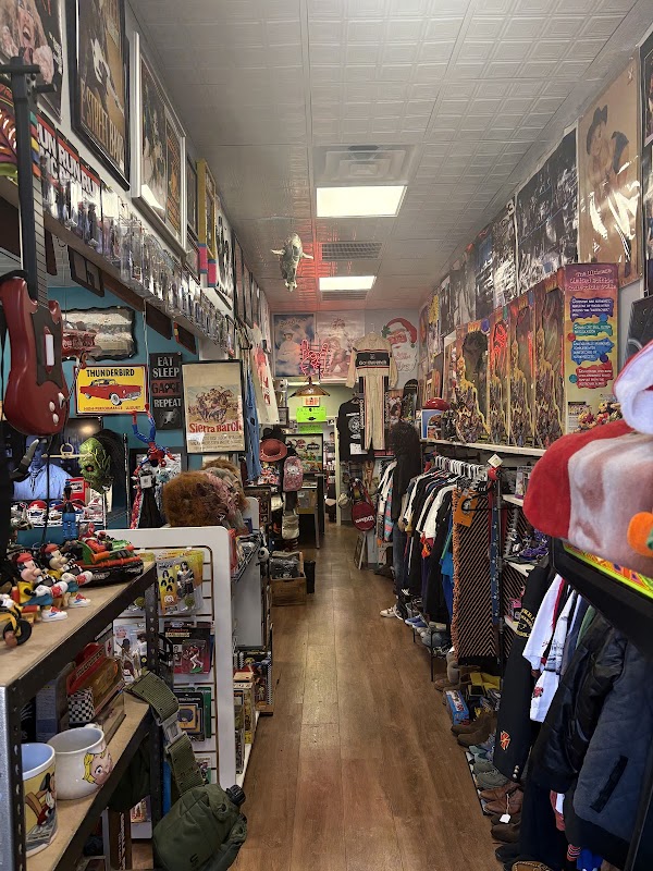 Kingdom Corner Collectibles - Photo 5