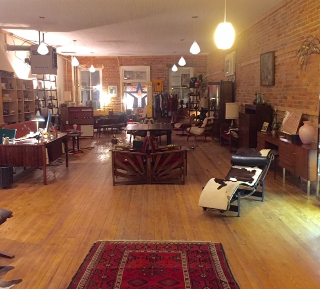 Screaming For Vintage - Photo 3