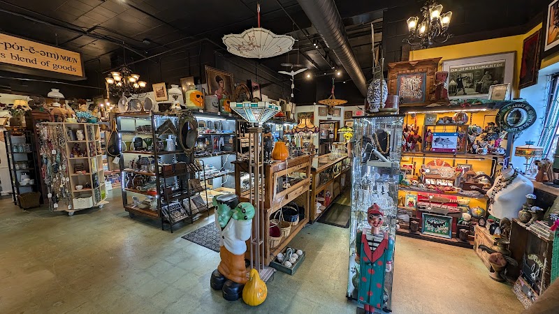 Finders & Seekers Emporium - Photo 5