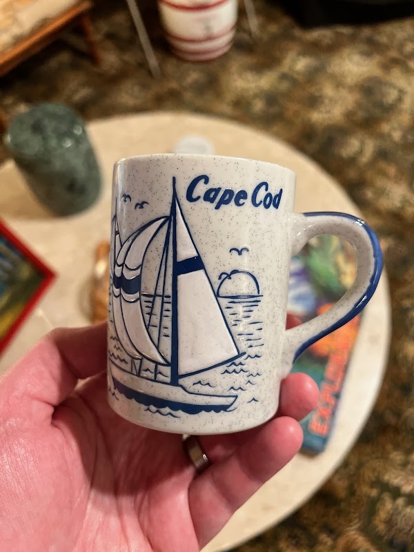 Castaway Vintage & Vinyl - Photo 5