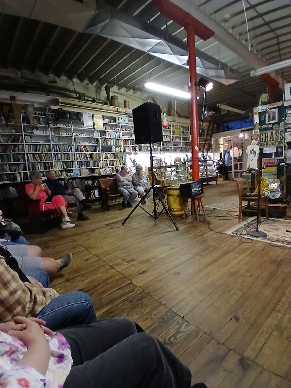 R.A. Fountain General Store - Photo 3