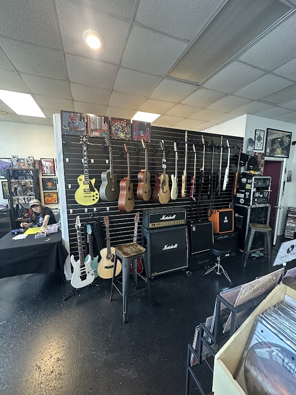 JG’s Vinyl and More! - Photo 4